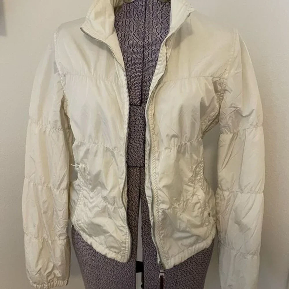 Authentic Prada lightweight off-white puffer jacket s - Picture 2 of 8